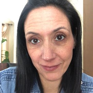 Meet your Posher, Jenn